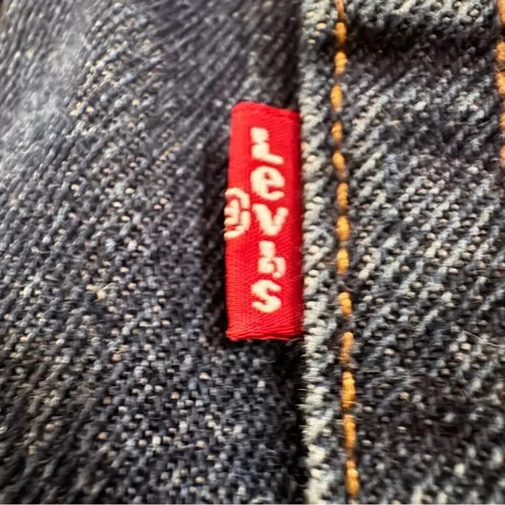 Levi's Men's Dark Wash Straight Leg Jeans - Size 34 b83